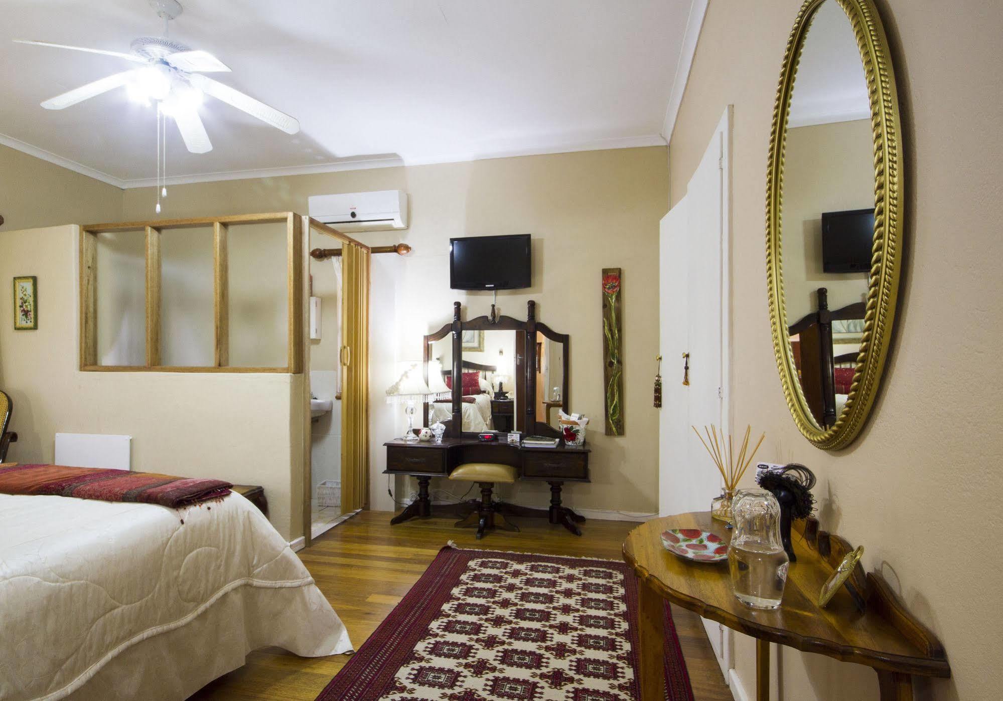 Beau & I Bed & Breakfast Graaff-Reinet Eksteriør bilde